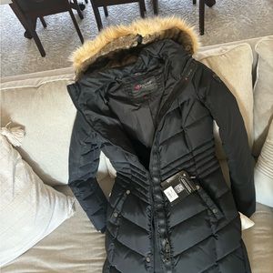 Pajar Size S Women's Black Hooded Coat